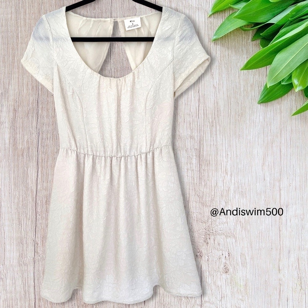 Urban Outfitters Pins & Needles Floral Dress; S